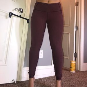 Lululemon Wunder under leggings